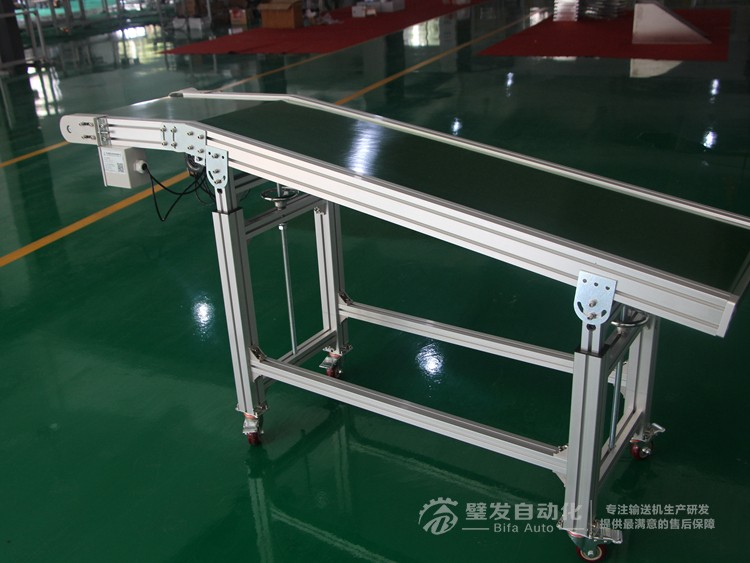 機(jī)械手配套標(biāo)準(zhǔn)高端帶平臺(tái)皮帶輸送機(jī) 機(jī)械手配套標(biāo)準(zhǔn)高端帶平臺(tái)皮帶輸送機(jī)