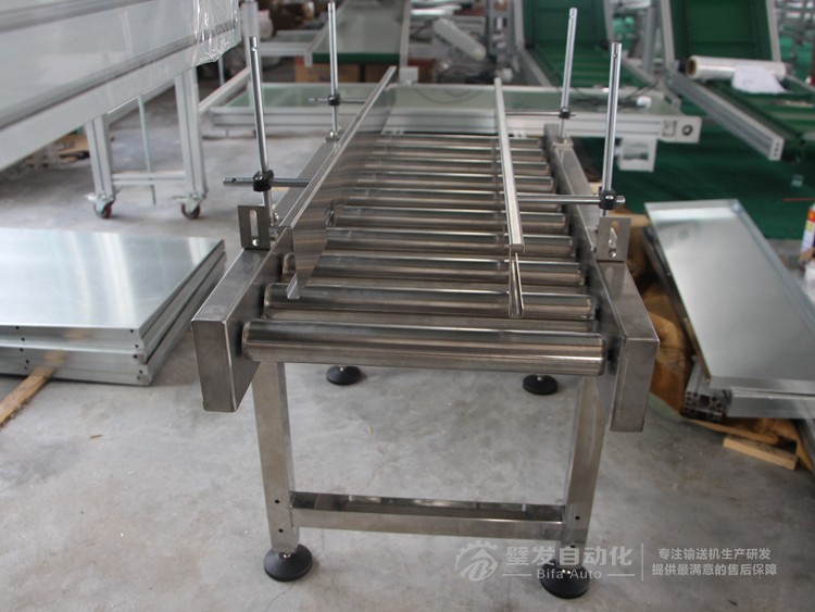 無動(dòng)力滾筒輸送機(jī)