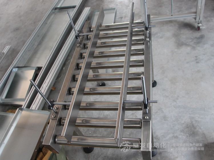 無動(dòng)力滾筒輸送機(jī)